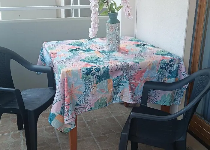 Pantarey Apartment *